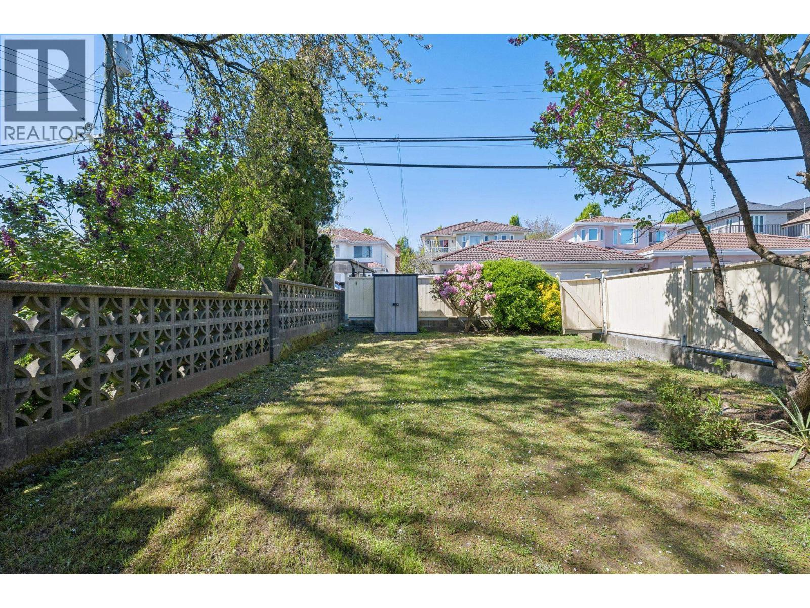 7621 Elliott Street, Vancouver, British Columbia  V5S 2N8 - Photo 33 - R3117565