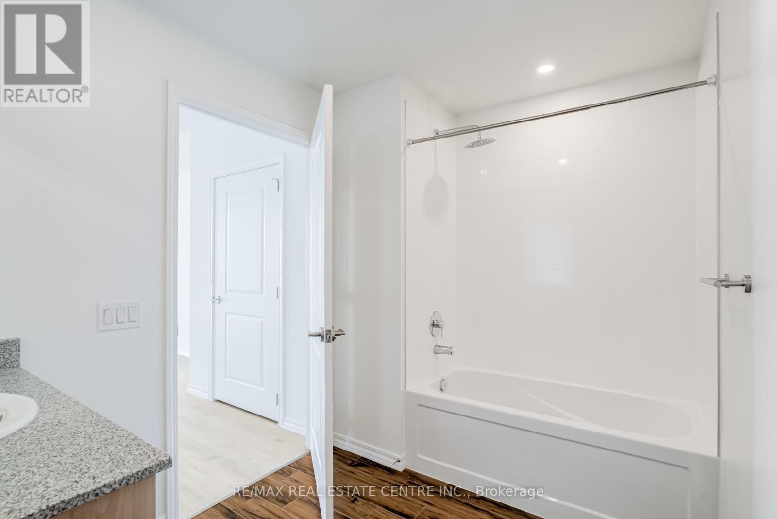 704 - 191 Elmira Road S, Guelph, Ontario  N1K 0E5 - Photo 13 - X13060376