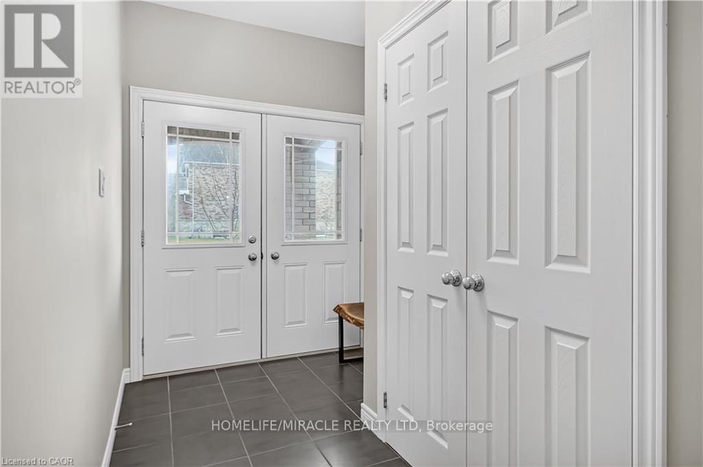 39 Everton Drive, Guelph, Ontario  N1E 0R9 - Photo 6 - X13060410