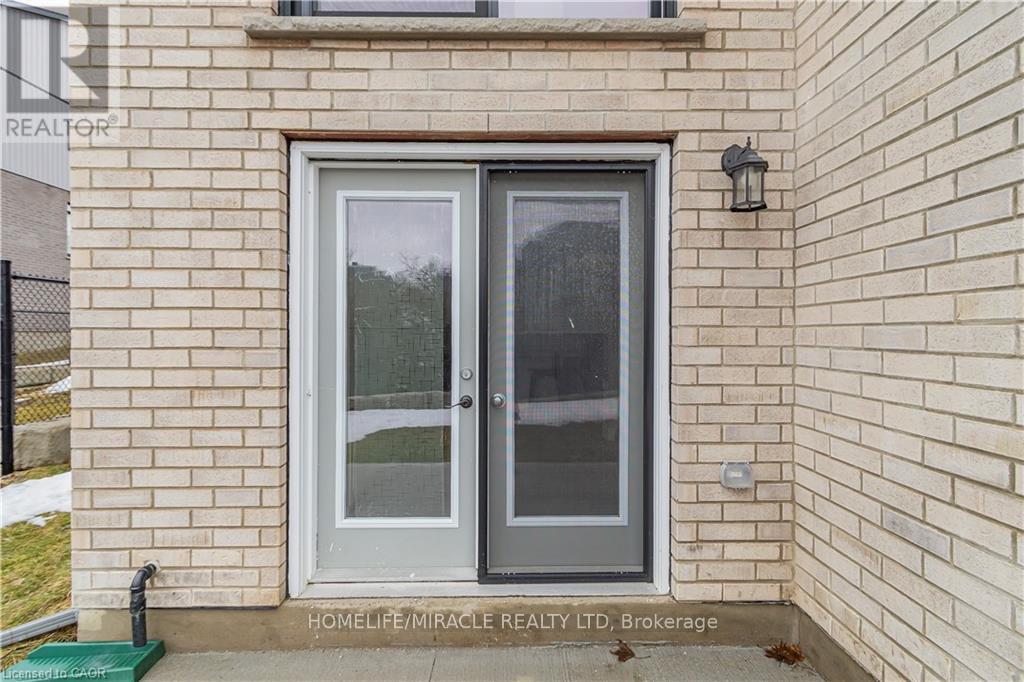 39 Everton Drive, Guelph, Ontario  N1E 0R9 - Photo 7 - X13060410