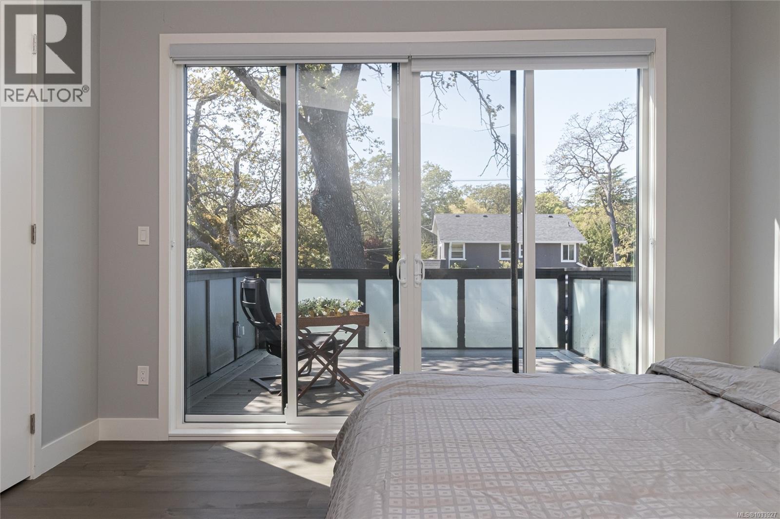 909 Bank St, Victoria, British Columbia  V8S 4B1 - Photo 16 - 1033927