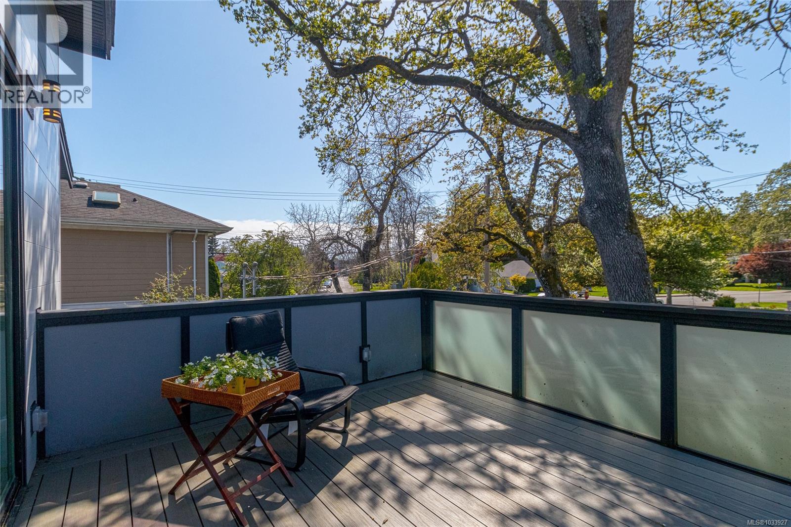 909 Bank St, Victoria, British Columbia  V8S 4B1 - Photo 17 - 1033927