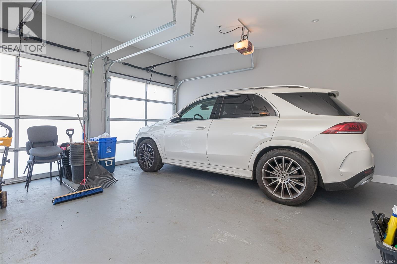 909 Bank St, Victoria, British Columbia  V8S 4B1 - Photo 25 - 1033927