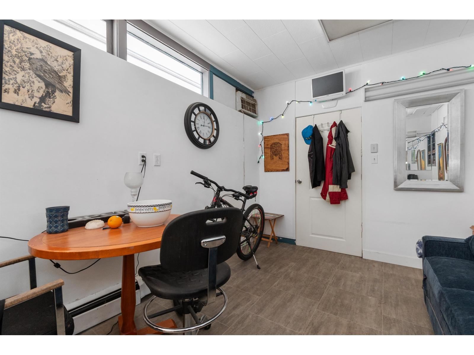 360 Wallace Street, Hope, Hope, British Columbia  V0X 1L0 - Photo 15 - C8078348