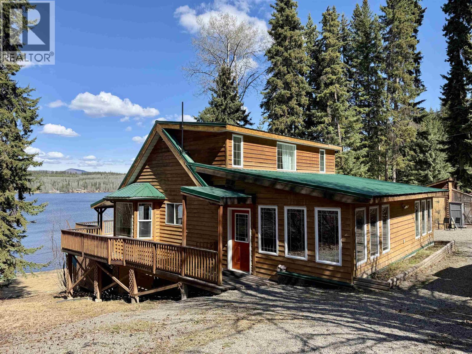 1753 Simon Bay Road, Fraser Lake, British Columbia  V0J 1S0 - Photo 3 - R3117198