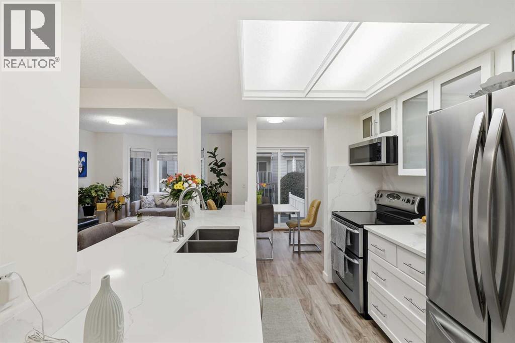 310 Hawkstone Manor NW, Calgary, Alberta  T3G 2X2 - Photo 4 - A2306089