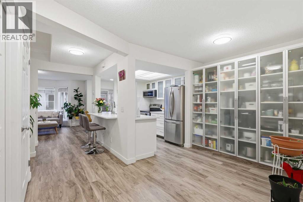 310 Hawkstone Manor NW, Calgary, Alberta  T3G 2X2 - Photo 3 - A2306089