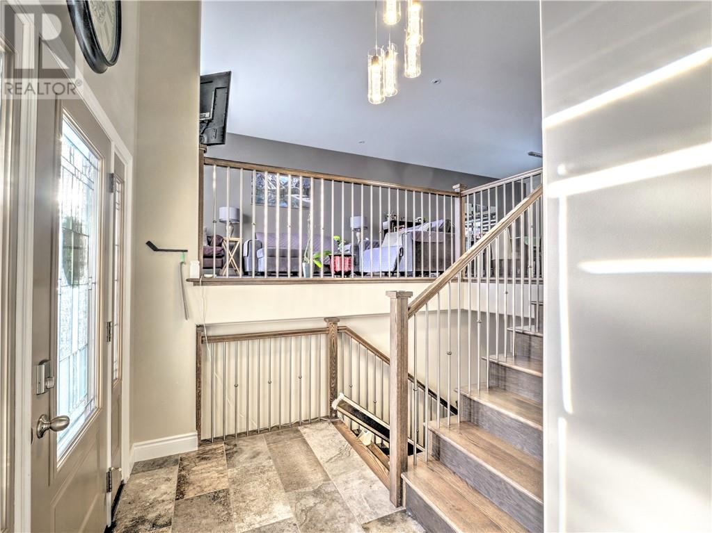 1093 Cloverdale Court, Blezard Valley, Ontario  P0M 1E0 - Photo 2 - 2126905