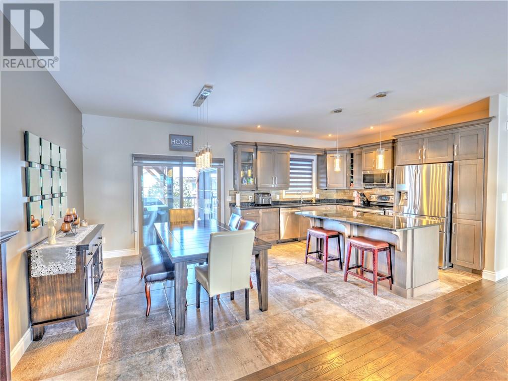 1093 Cloverdale Court, Blezard Valley, Ontario  P0M 1E0 - Photo 11 - 2126905