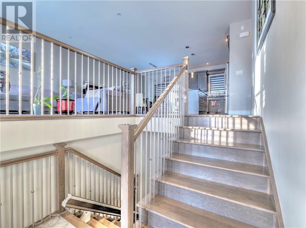 1093 Cloverdale Court, Blezard Valley, Ontario  P0M 1E0 - Photo 4 - 2126905