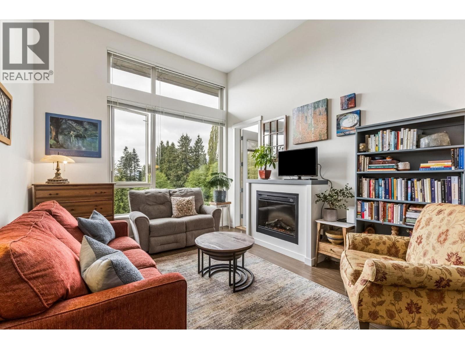 404 159 W 22nd Street, North Vancouver, British Columbia  V7M 0B6 - Photo 3 - R3117596