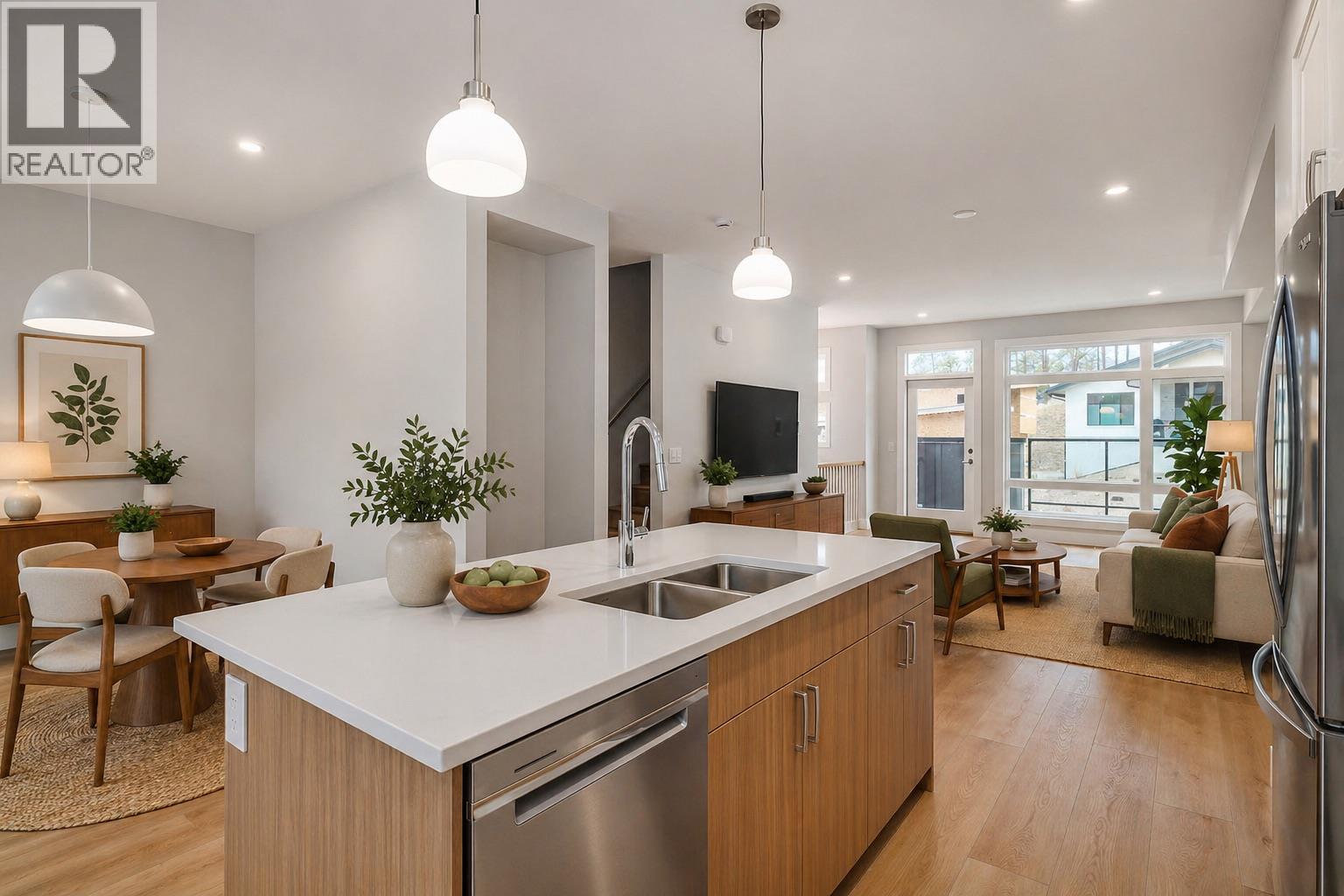 3425 Hilltown Drive Unit# 5, Kelowna, British Columbia  V1V 2B5 - Photo 3 - 10378173