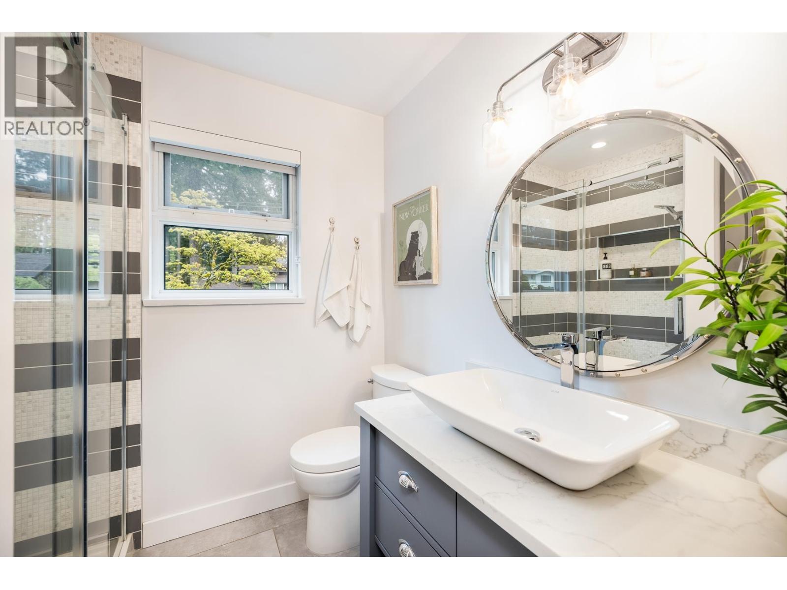 2511 Boswell Avenue, North Vancouver, British Columbia  V7H 1L8 - Photo 16 - R3117606