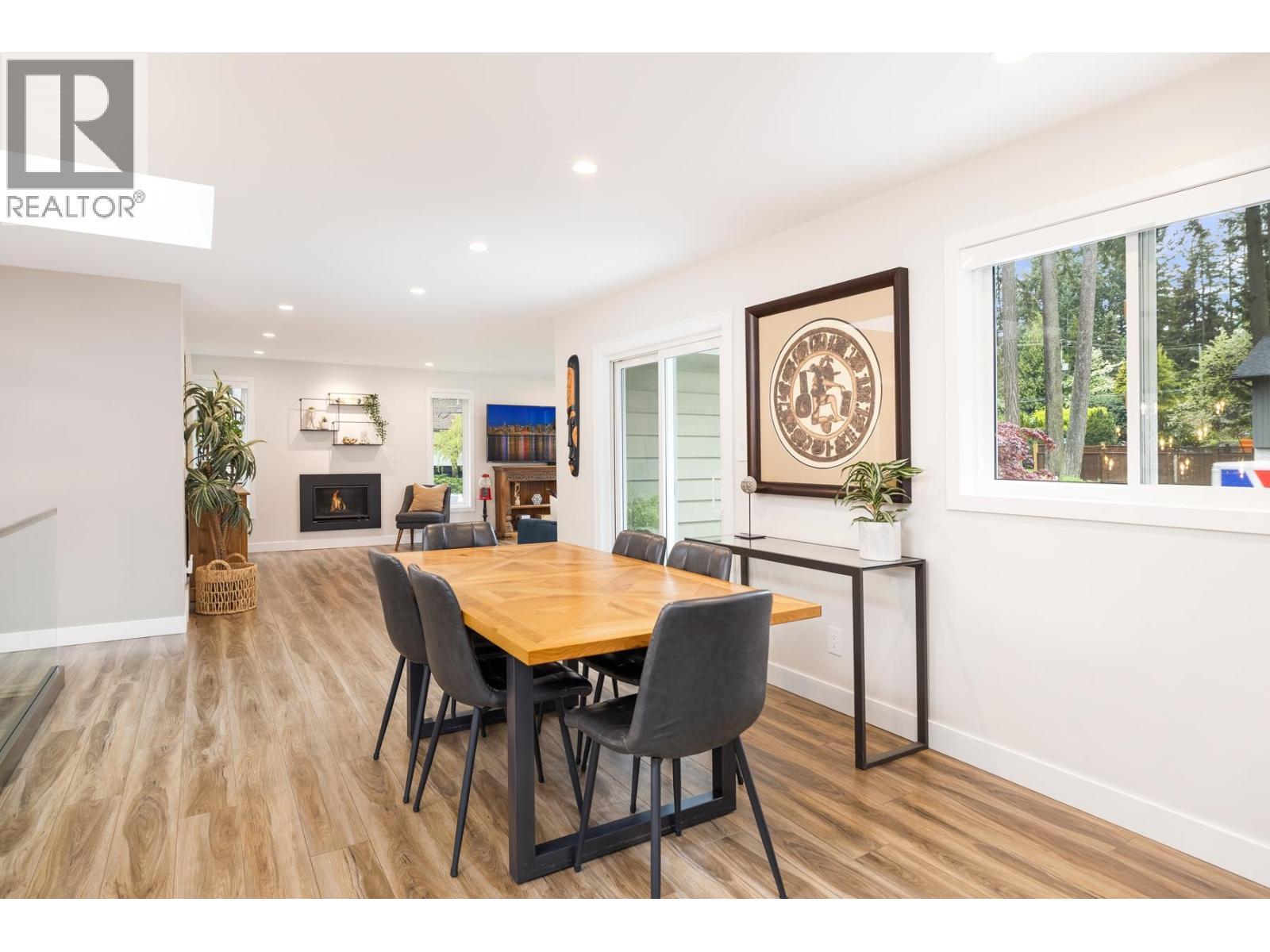 2511 Boswell Avenue, North Vancouver, British Columbia  V7H 1L8 - Photo 5 - R3117606