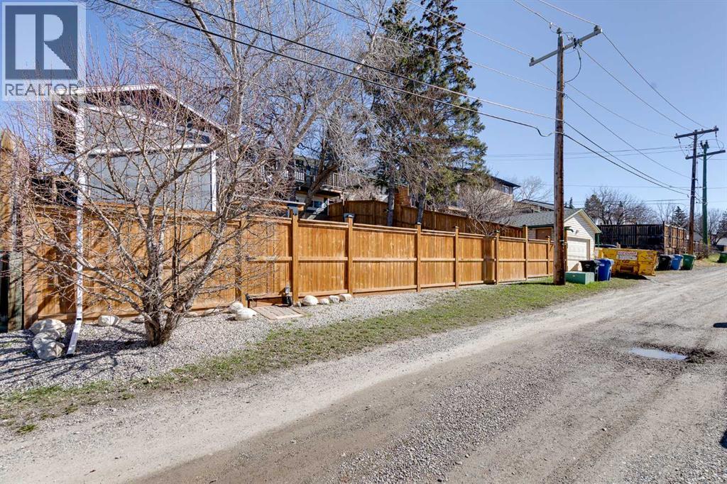 8111 Ranchview Drive NW, Calgary, Alberta  T3G 1G6 - Photo 38 - A2285554