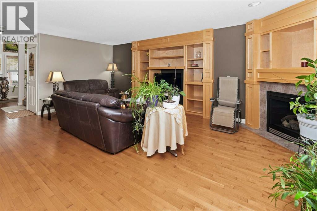 50 Panamount View NW, Calgary, Alberta  T3K 0A6 - Photo 10 - A2292916