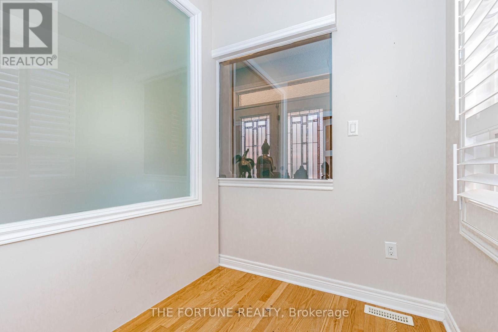 30 Cedarsprings Way, Brampton, Ontario  L6R 0W1 - Photo 11 - W13060326