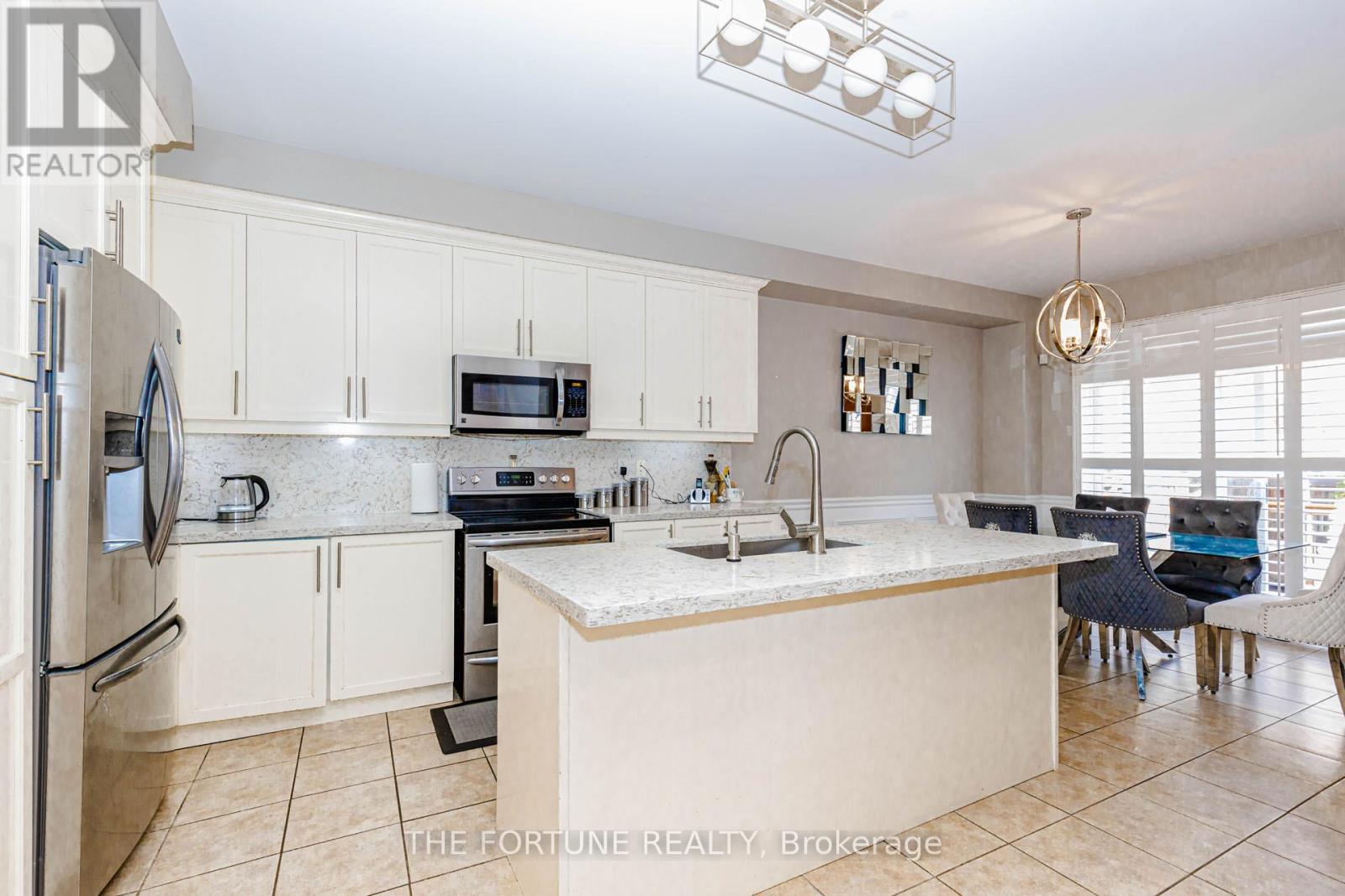 30 Cedarsprings Way, Brampton, Ontario  L6R 0W1 - Photo 13 - W13060326