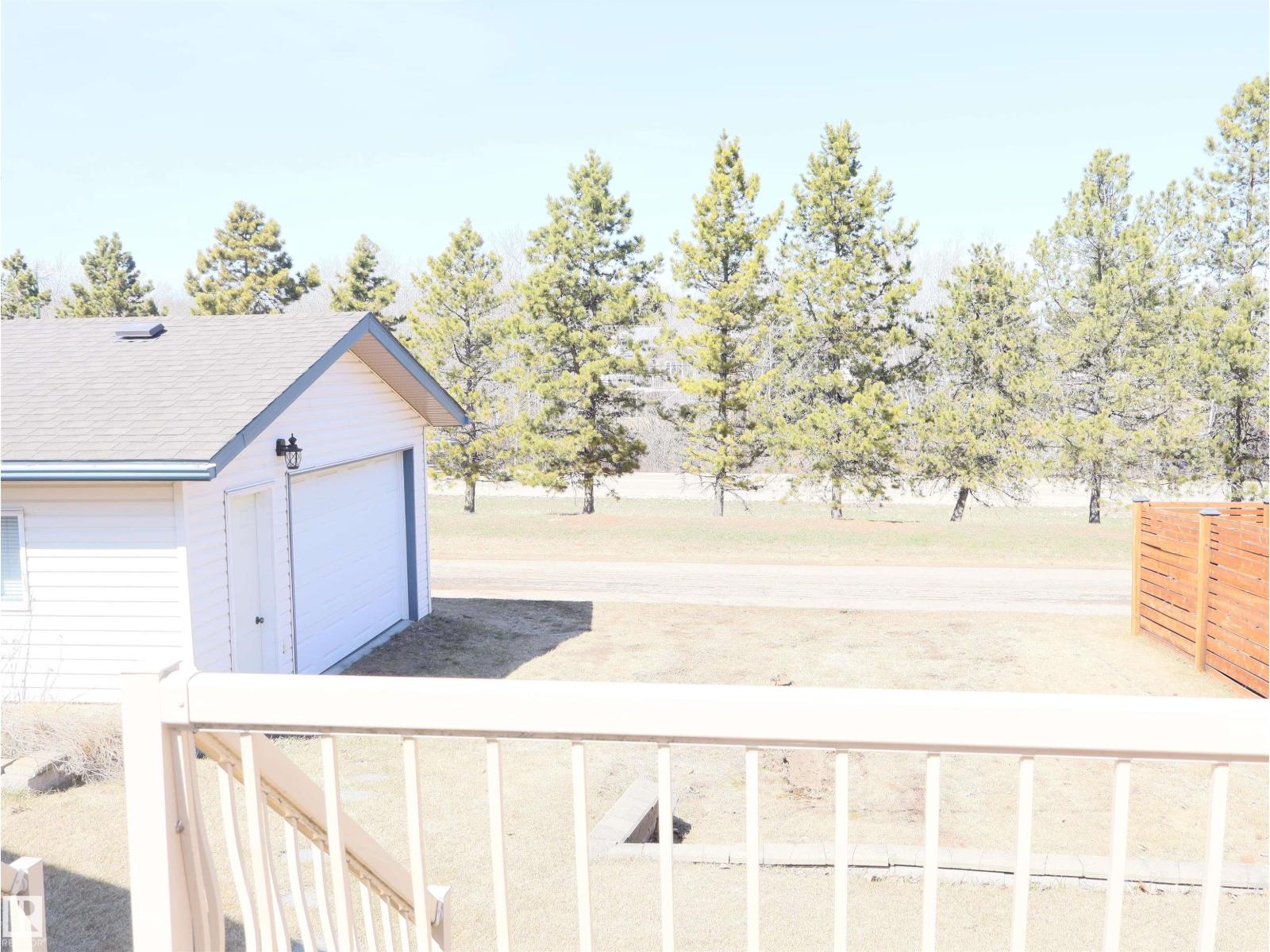 5802 52 Av, Barrhead, Alberta  T7N 1N6 - Photo 10 - E4484731