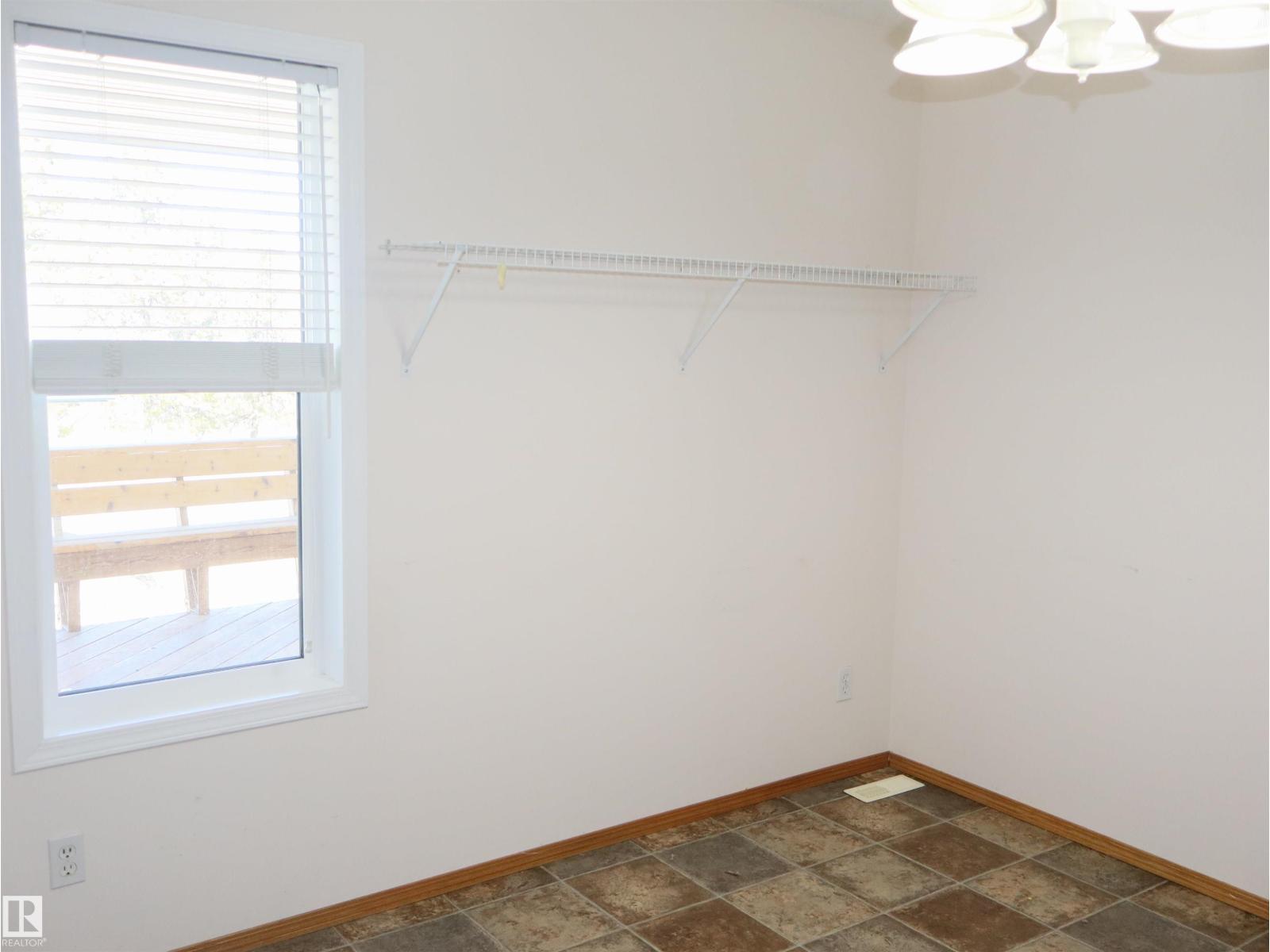 5802 52 Av, Barrhead, Alberta  T7N 1N6 - Photo 37 - E4484731