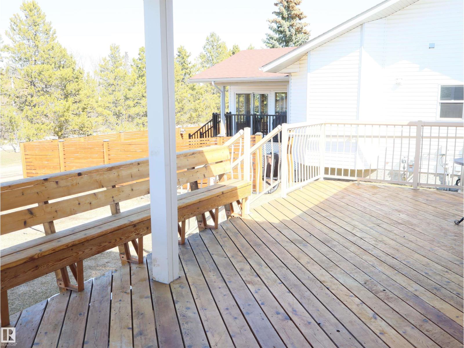 5802 52 Av, Barrhead, Alberta  T7N 1N6 - Photo 7 - E4484731