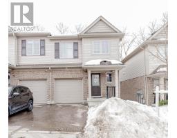 55 - 50 PINNACLE DRIVE, Kitchener, Ontario