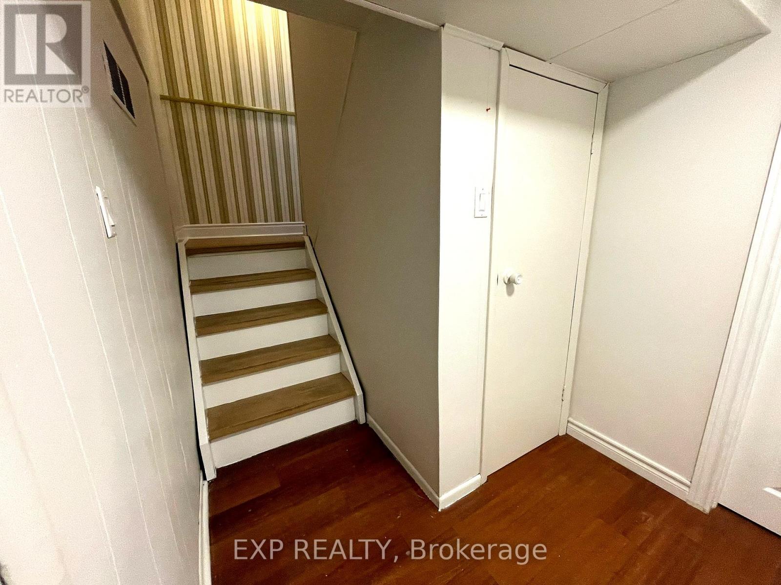 184 Hollyberry Trail, Toronto, Ontario  M2H 2P4 - Photo 16 - C12852194