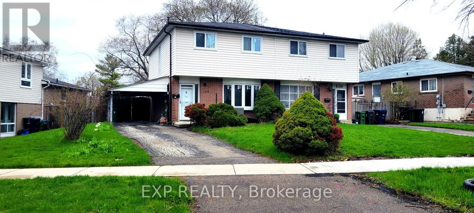 184 Hollyberry Trail, Toronto, Ontario  M2H 2P4 - Photo 2 - C12852194