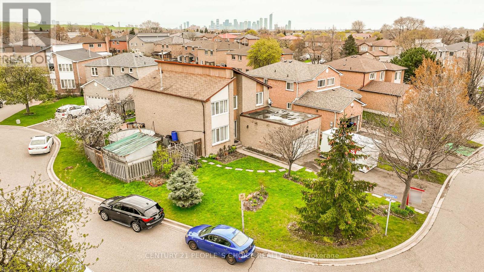 5992 LADYBURN CRESCENT, Mississauga, Ontario