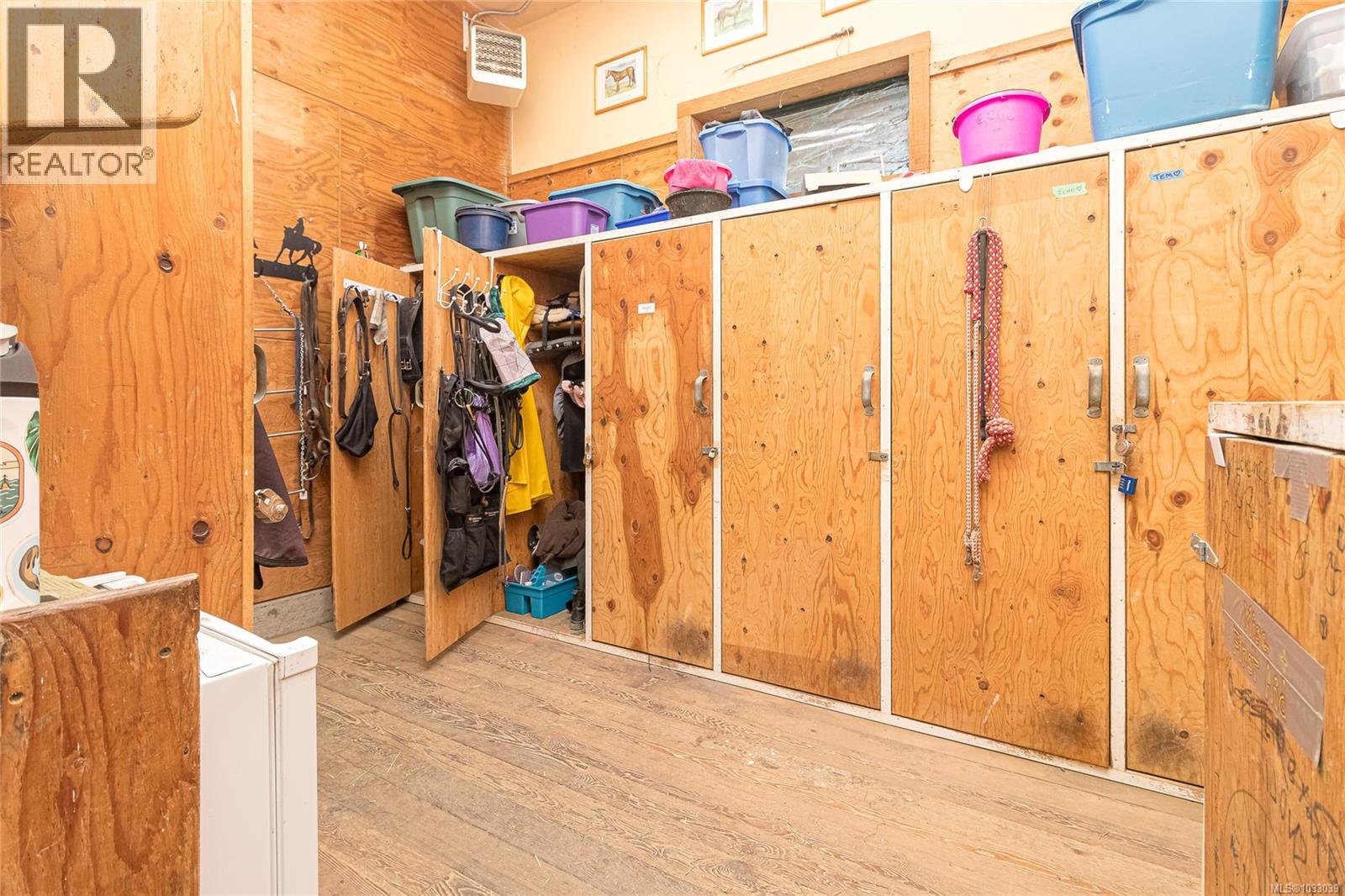 2080 Bear Hill Rd, Central Saanich, British Columbia  V8X 1M7 - Photo 47 - 1033039