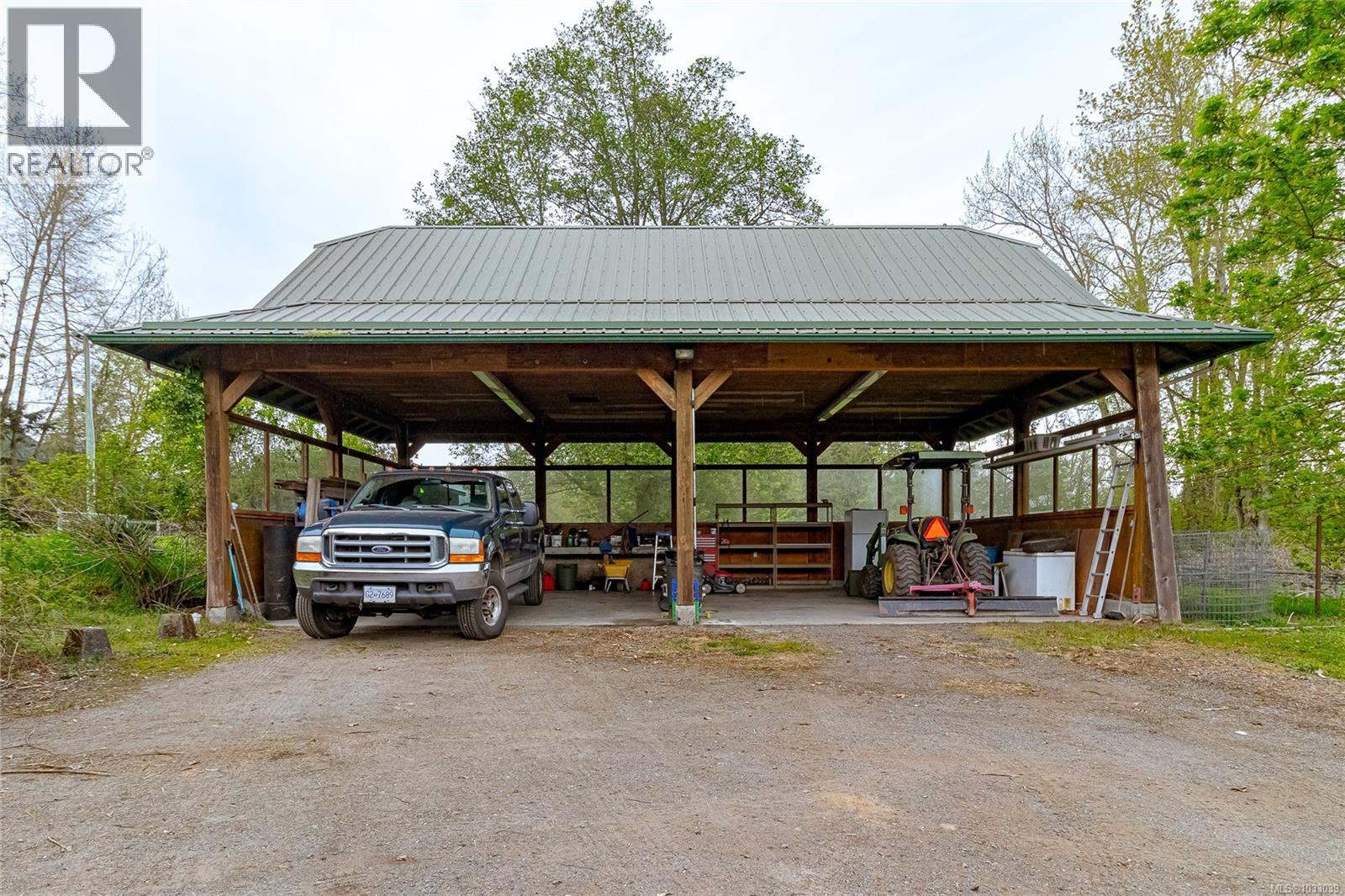 2080 Bear Hill Rd, Central Saanich, British Columbia  V8X 1M7 - Photo 70 - 1033039