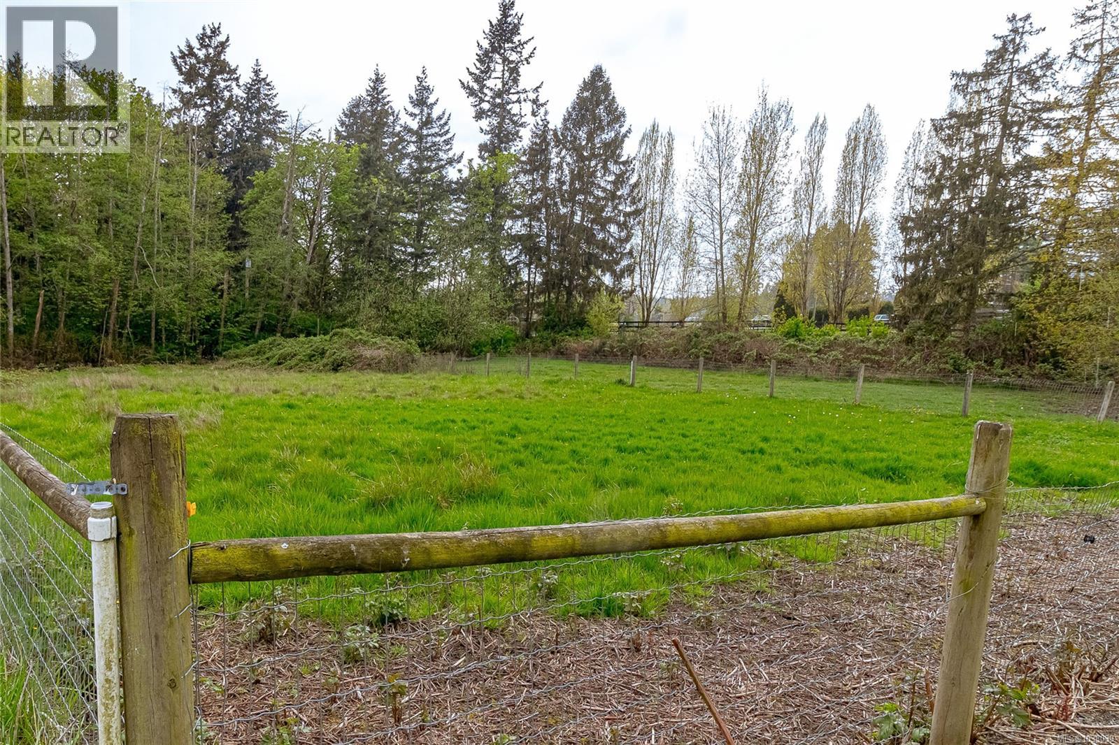 2080 Bear Hill Rd, Central Saanich, British Columbia  V8X 1M7 - Photo 72 - 1033039