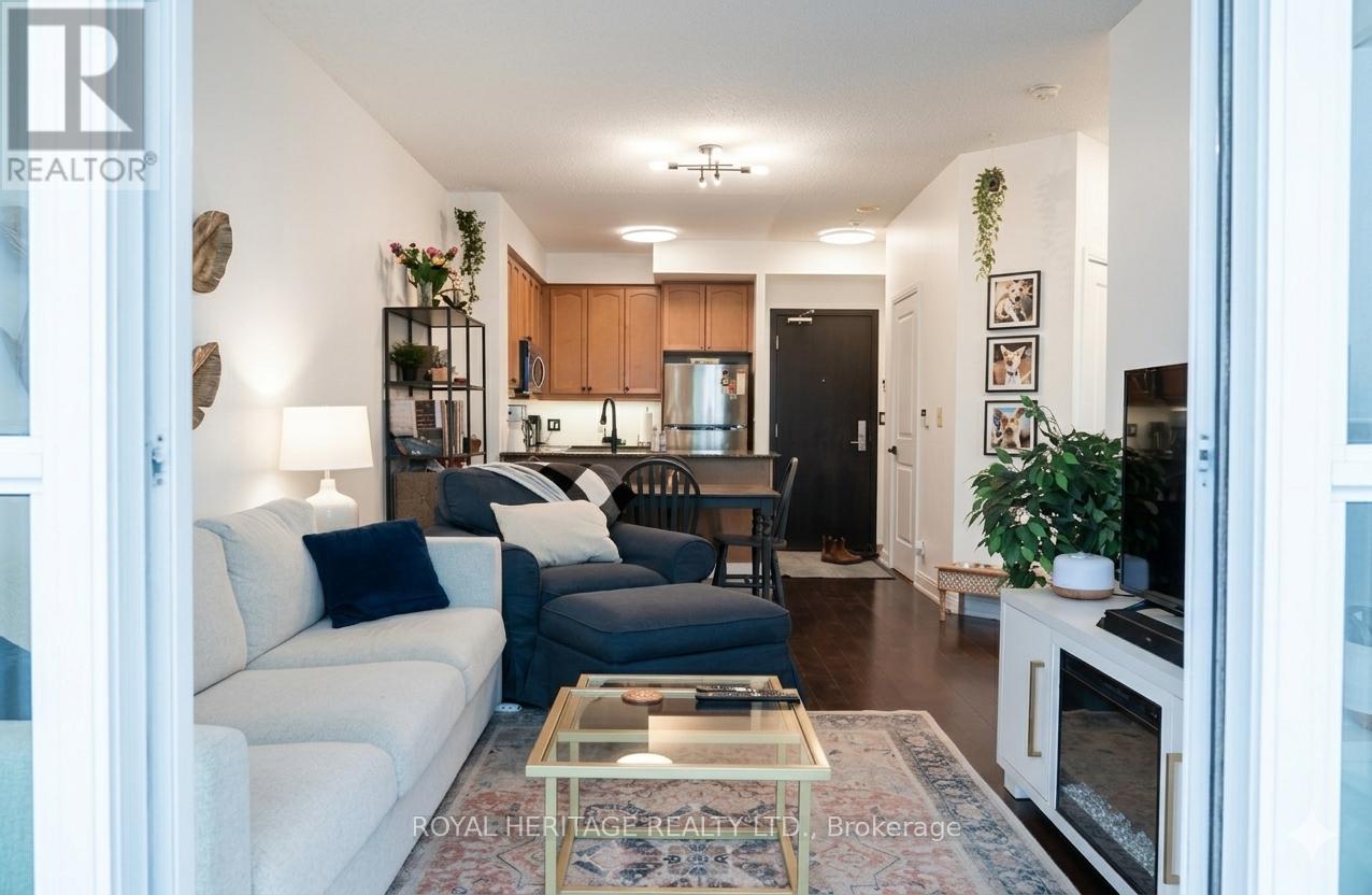 1310 - 90 Absolute Avenue, Mississauga (City Centre), Ontario  L4Z 0A3 - Photo 2 - W13060578