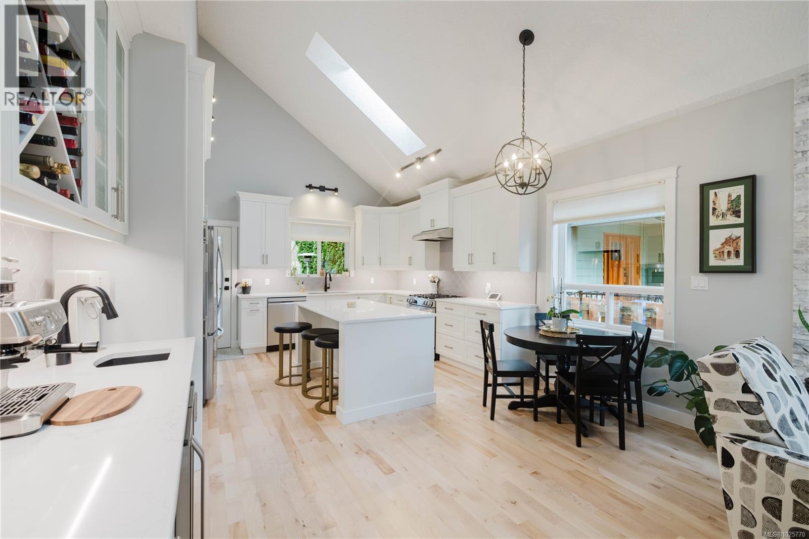 1595 Simon Pl, Cowichan Bay, British Columbia  V0R 1N1 - Photo 11 - 1025770