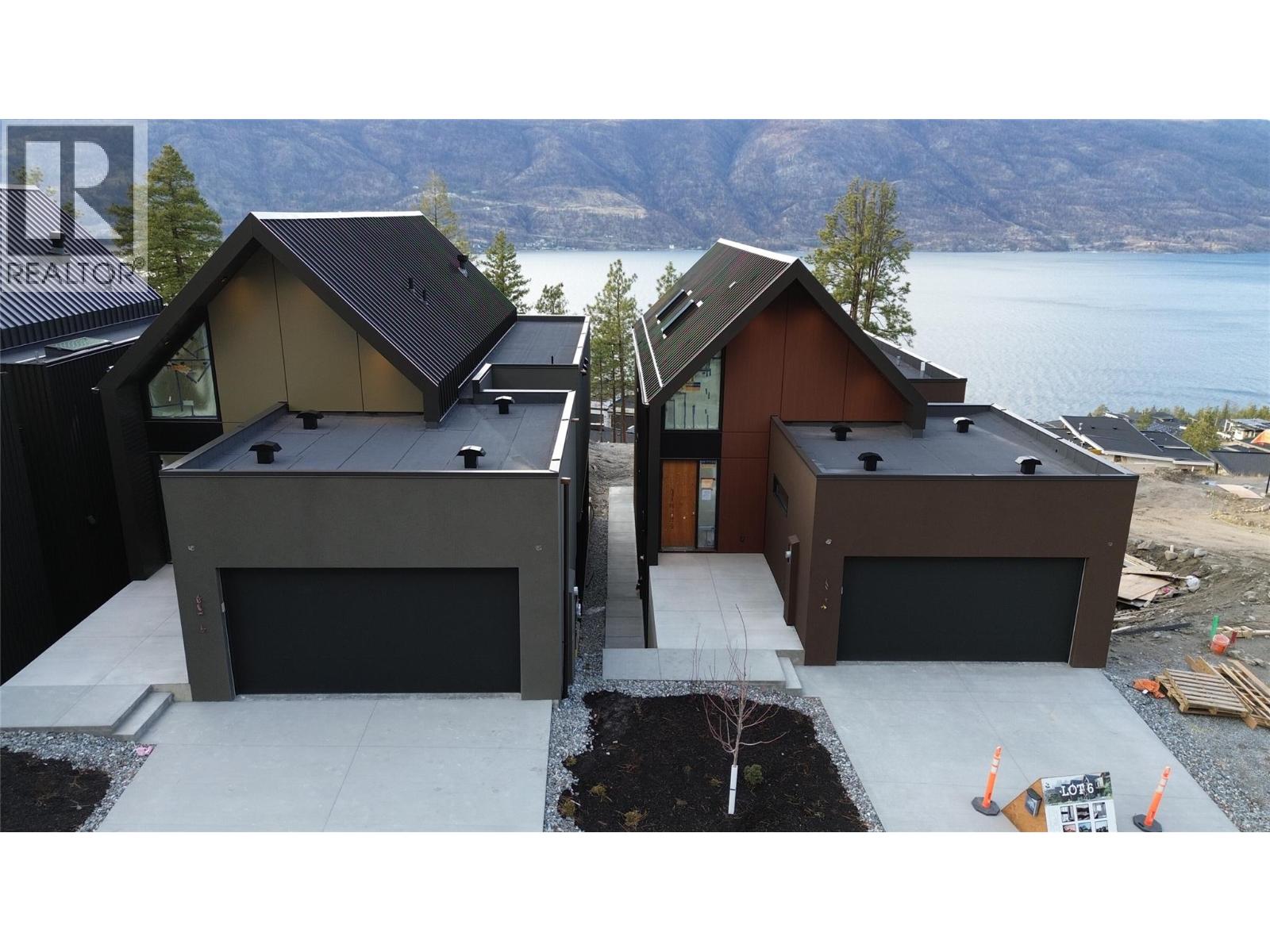 3707 McKinley Beach Drive, Kelowna, British Columbia