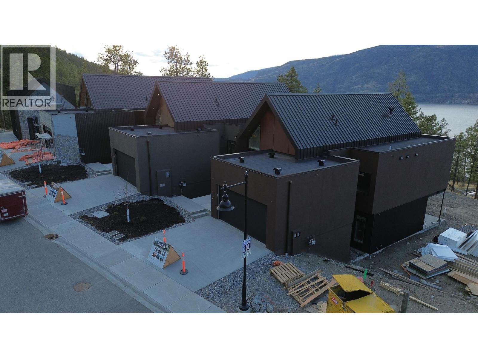 3707 Mckinley Beach Drive, Kelowna, British Columbia  V1V 1G2 - Photo 12 - 10373738