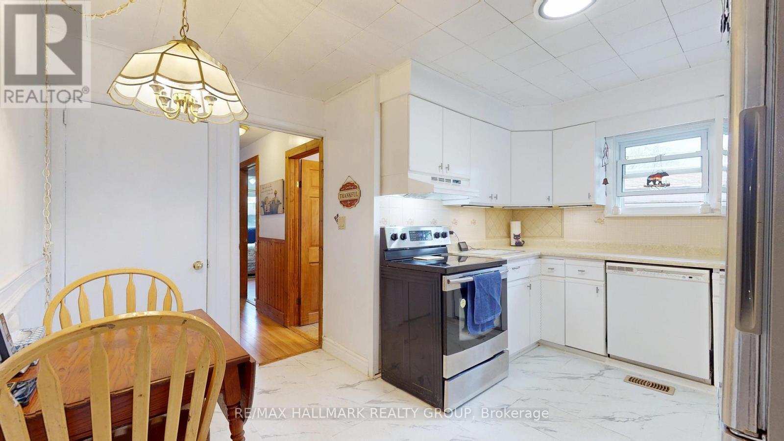 20 Crawford Street, Brockville, Ontario  K6V 1S3 - Photo 6 - X13060544