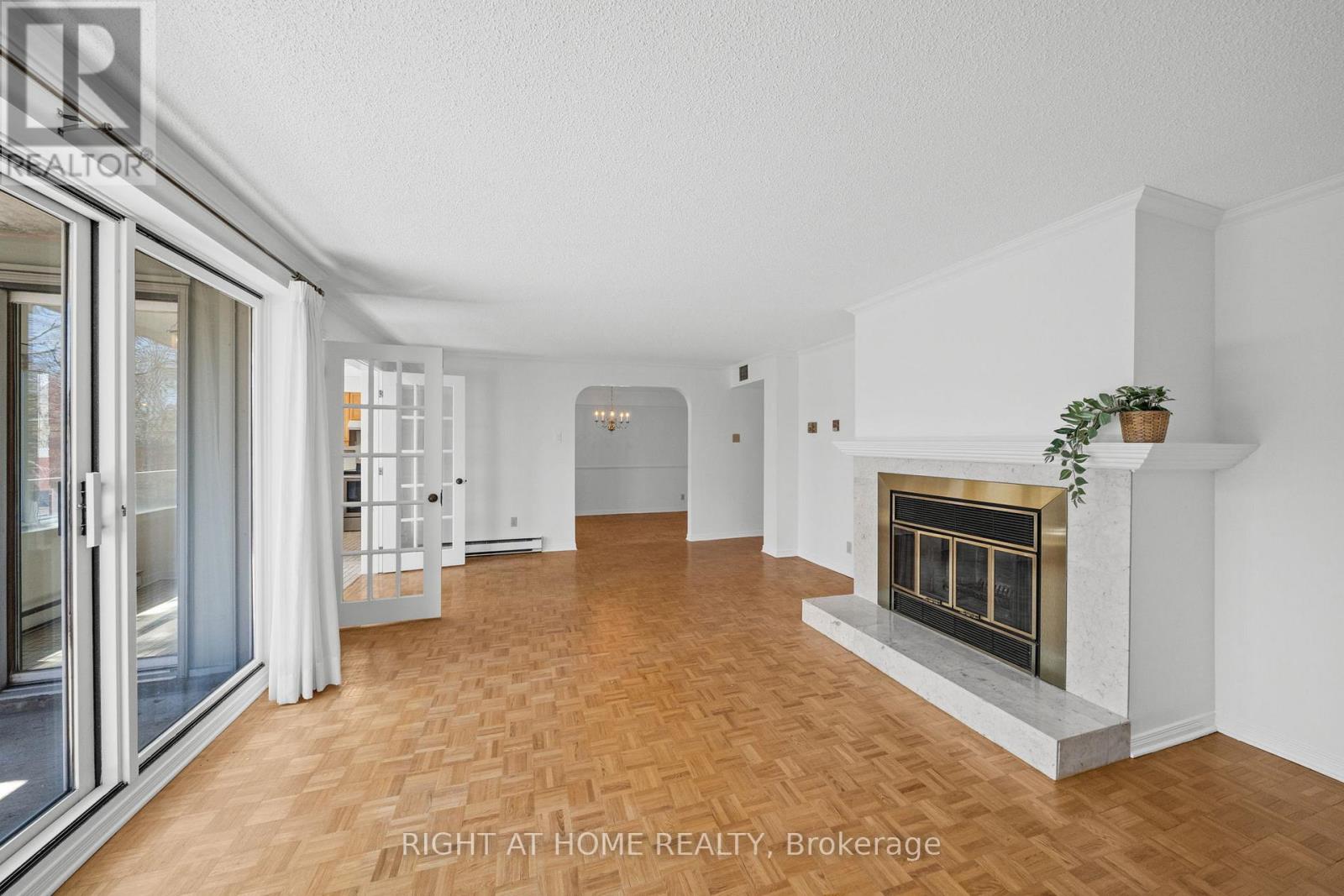 301 - 320 Crichton Street N, Ottawa, Ontario  K1M 1W5 - Photo 11 - X13060546