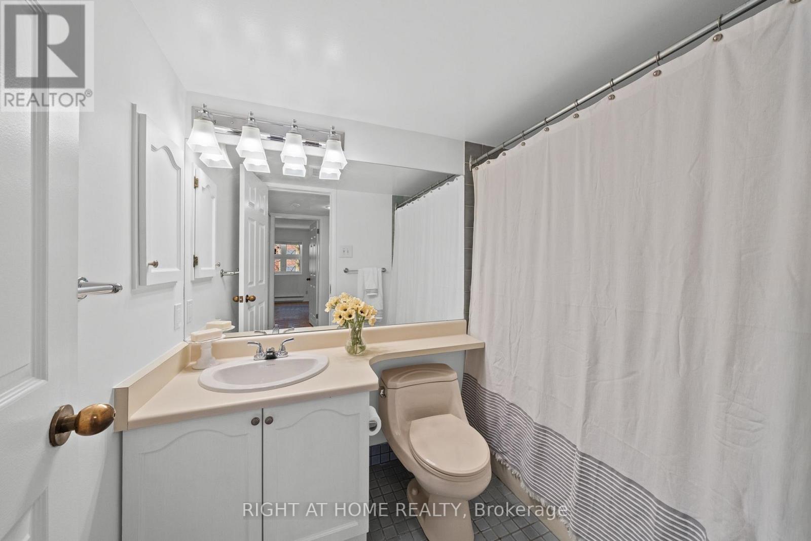 301 - 320 Crichton Street N, Ottawa, Ontario  K1M 1W5 - Photo 24 - X13060546