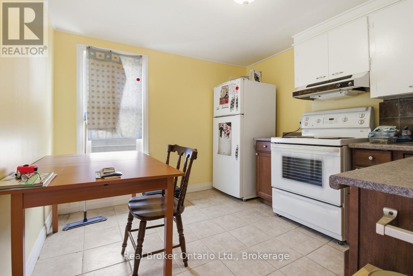 307 Wallace Avenue S, Welland (Lincoln/crowland), Ontario  L3B 1R8 - Photo 13 - X13060548