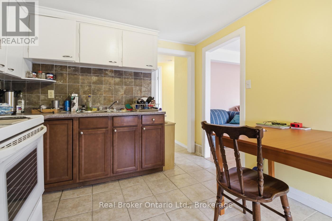 307 Wallace Avenue S, Welland (Lincoln/crowland), Ontario  L3B 1R8 - Photo 15 - X13060548