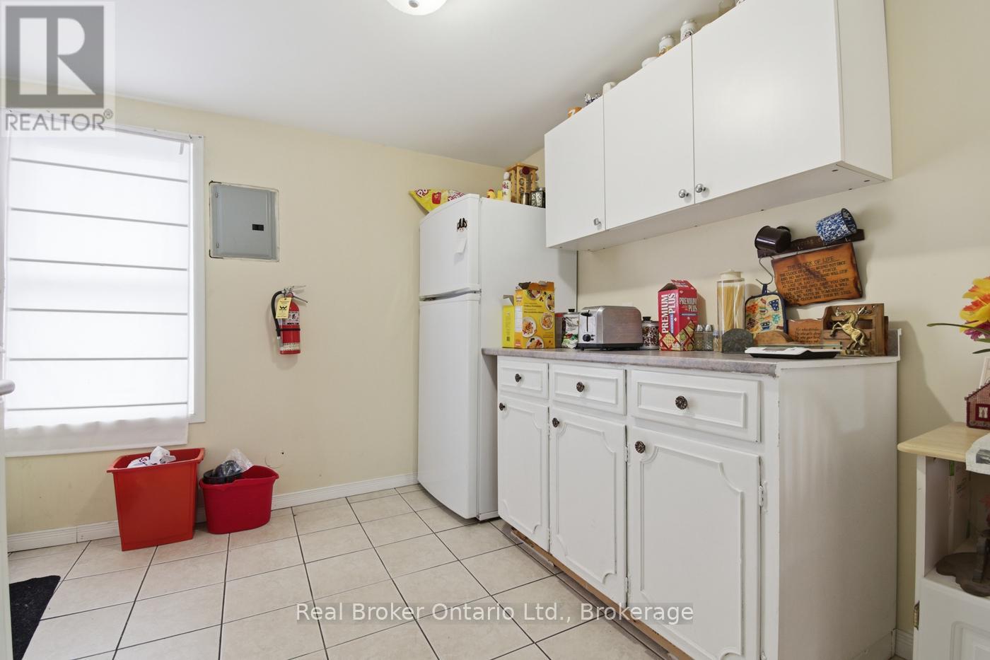 307 Wallace Avenue S, Welland (Lincoln/crowland), Ontario  L3B 1R8 - Photo 22 - X13060548