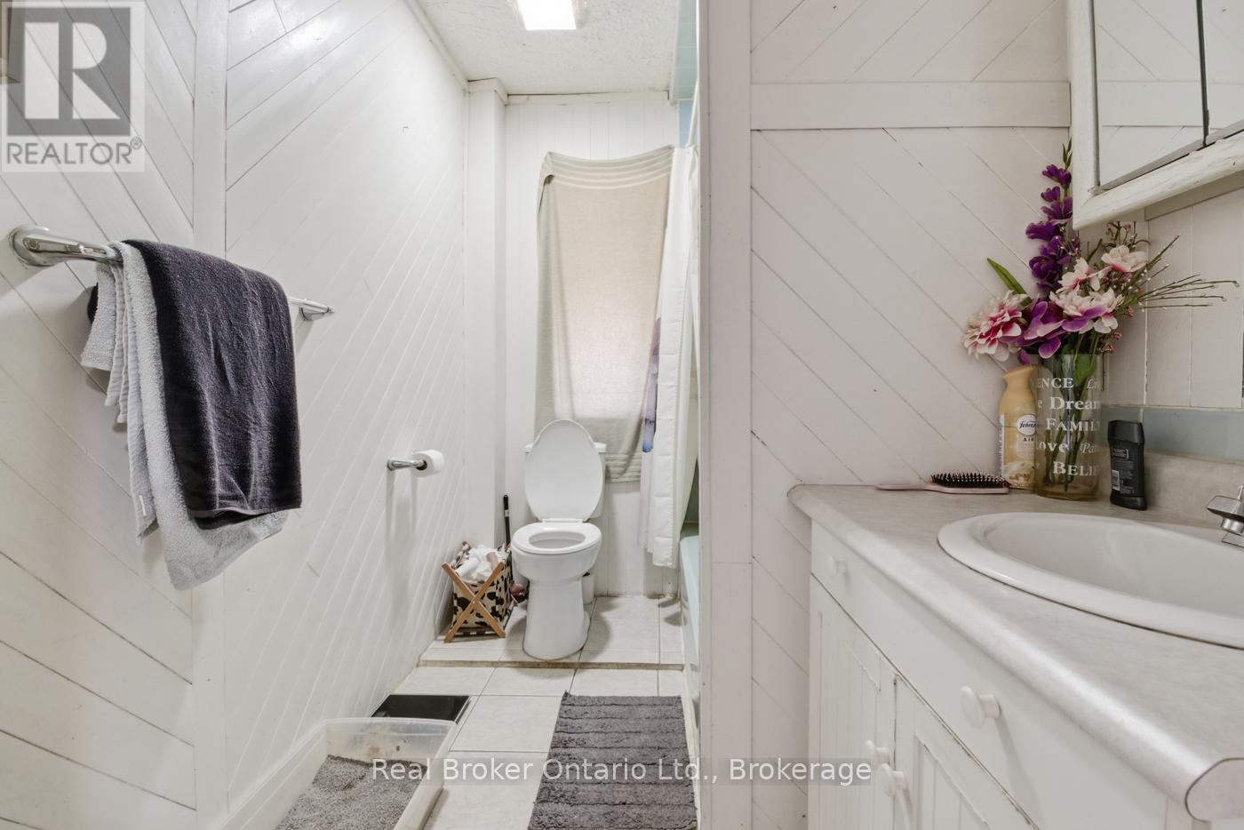 307 Wallace Avenue S, Welland (Lincoln/crowland), Ontario  L3B 1R8 - Photo 32 - X13060548