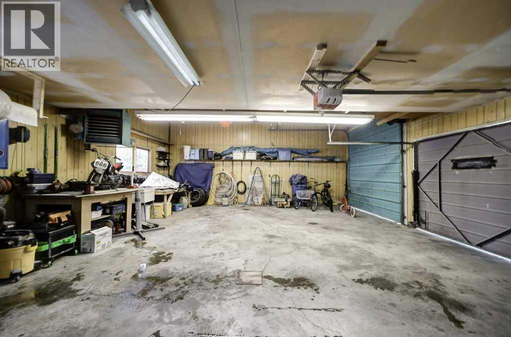 1815 Lakepoint Road S, Lethbridge, Alberta  T1K 3H5 - Photo 35 - A2297310