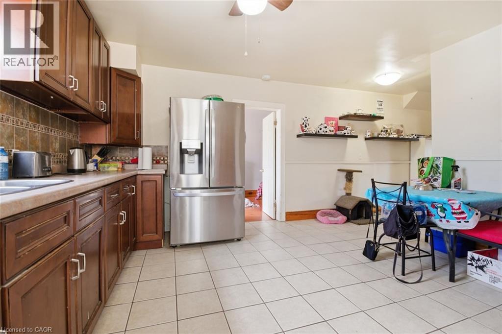 307 S Wallace Avenue S, Welland, Ontario  L3B 1R8 - Photo 14 - 40823281