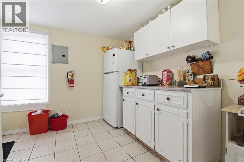 307 S Wallace Avenue S, Welland, Ontario  L3B 1R8 - Photo 33 - 40823281