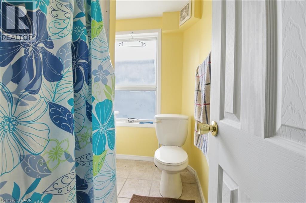 307 S Wallace Avenue S, Welland, Ontario  L3B 1R8 - Photo 39 - 40823281