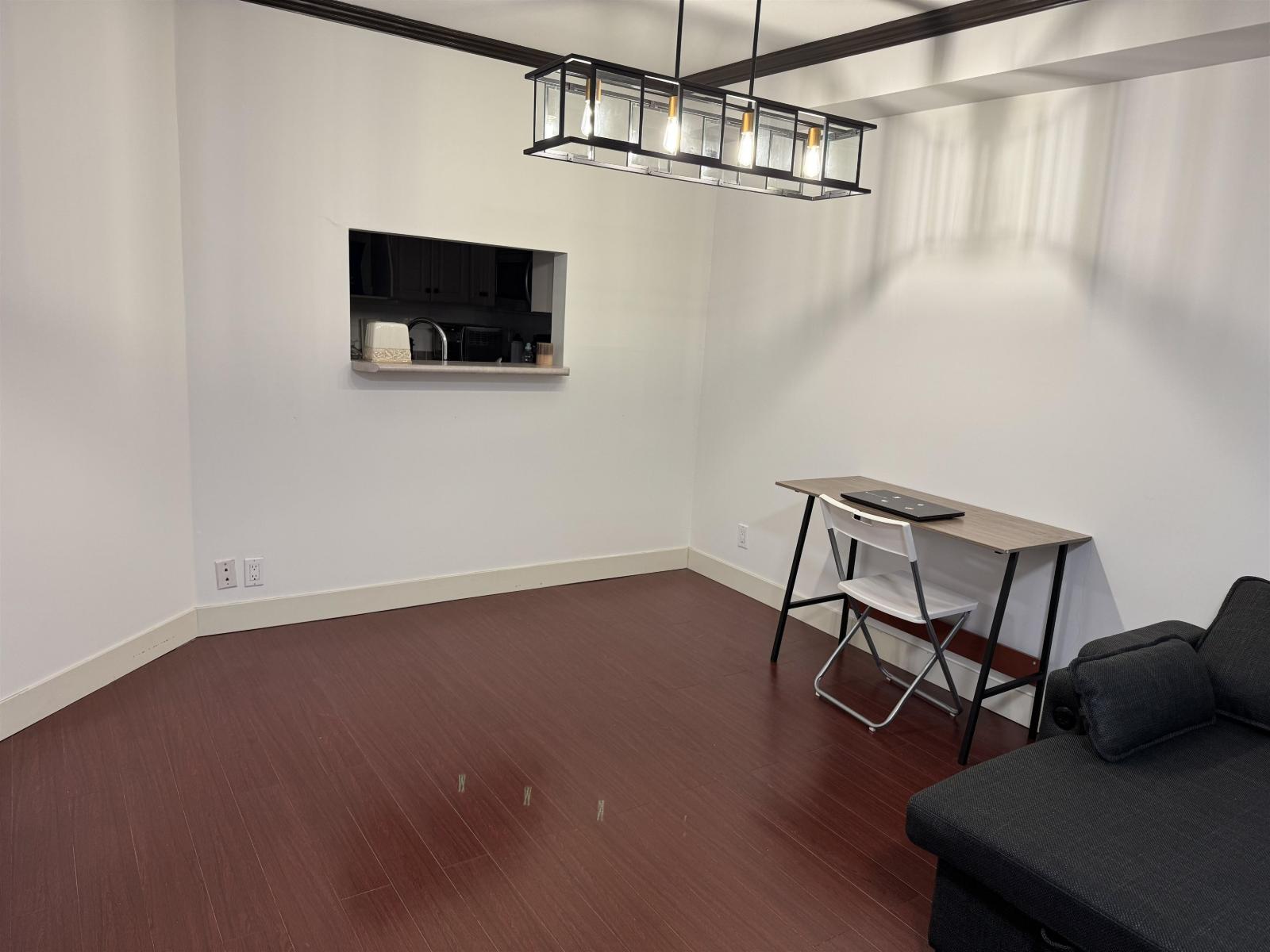 106 9865 140 Street, Surrey, British Columbia  V3T 4M4 - Photo 4 - R3114472