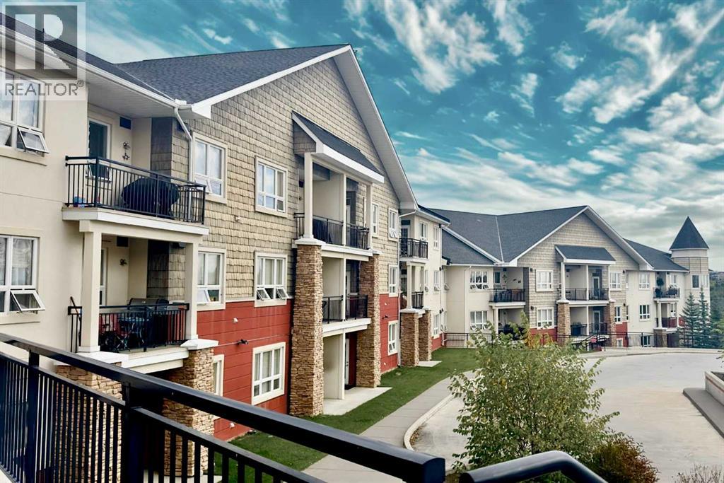 534, 26 Val Gardena View SW, Calgary, Alberta  T3H 5Z5 - Photo 1 - A2284677