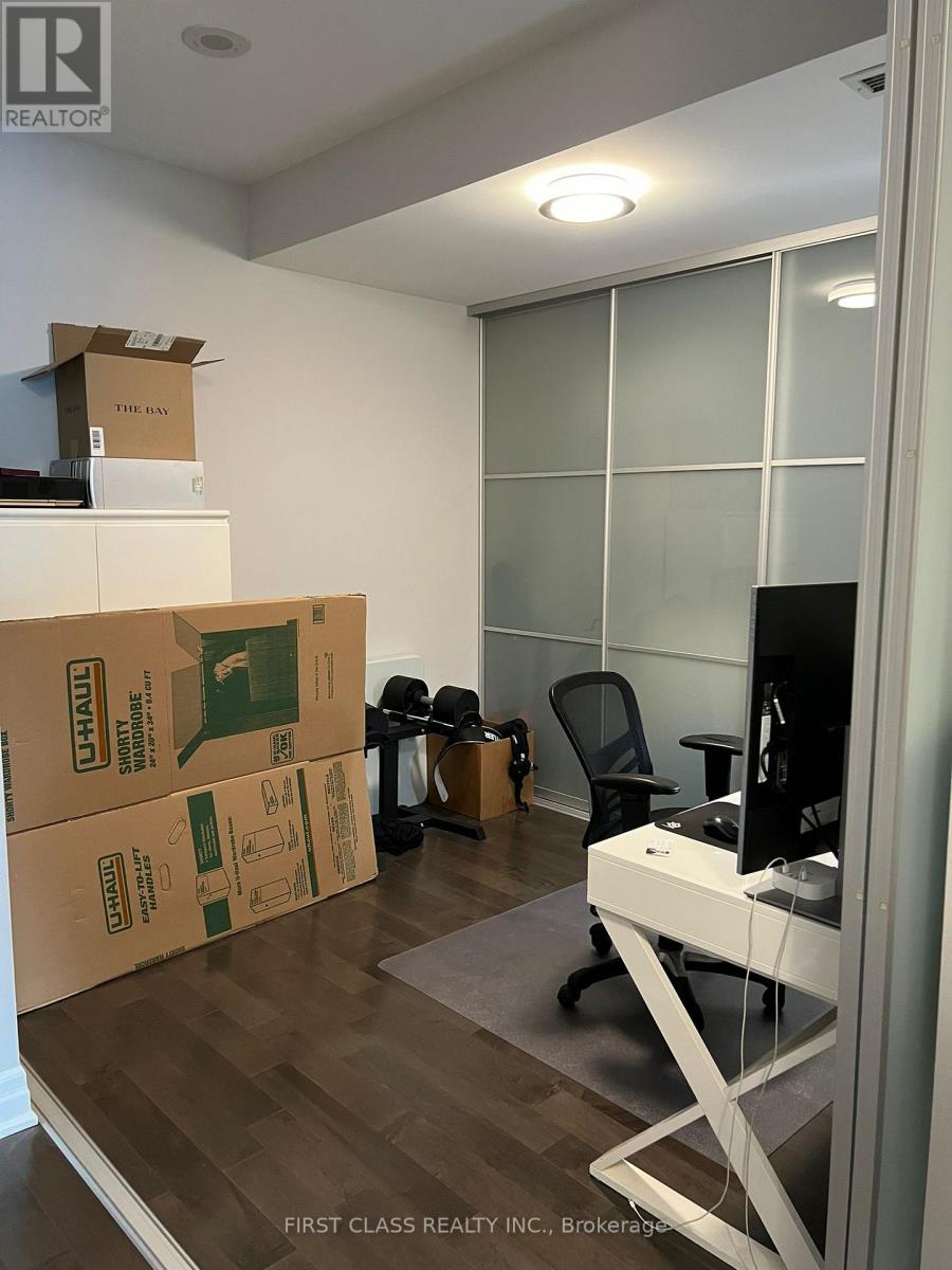 4007 - 8 The Esplanade, Toronto, Ontario  M5E 0A6 - Photo 13 - C13060528